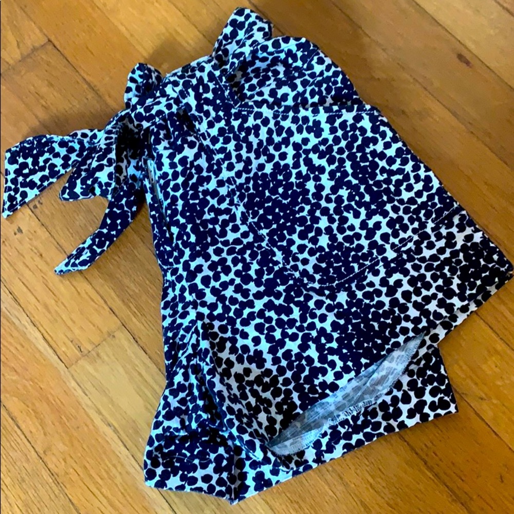 Loft Paper Bag Tie Front Shorts Size 2